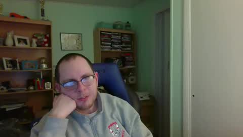 Andrew or Smiley Read the message in bold above the bio design for info on the situation. online show from February 3, 2:53 am