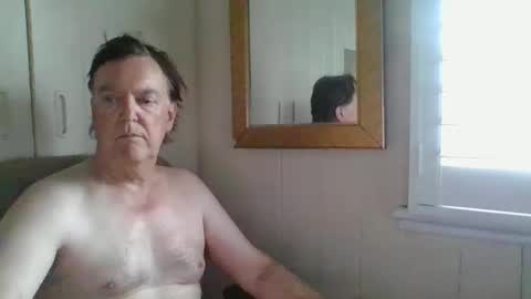 astute008 online show from February 3, 6:40 am