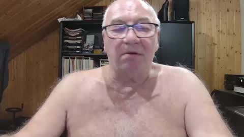 asusandy online show from February 24, 10:21 pm