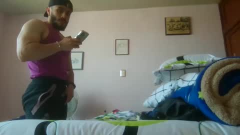 Snapshot of athlete_boy22 chatting on February 27, 9:25 pm Atlas online show from February 27, 9:25 pm