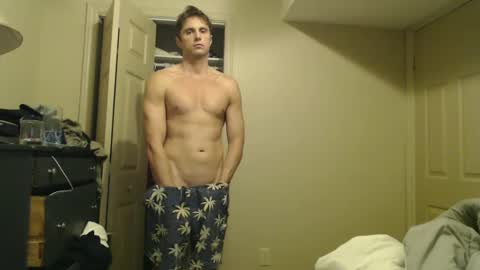 Snapshot of athleteguy55555 chatting on September 18, 9:39 pm tommycb55555 online show from September 18, 9:39 pm