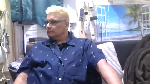 Snapshot of atr2424 chatting on December 8, 12:41 pm A online show from December 8, 12:41 pm