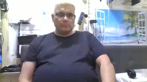 Snapshot of atr2424 chatting on December 15, 12:38 pm A online show from December 15, 12:38 pm
