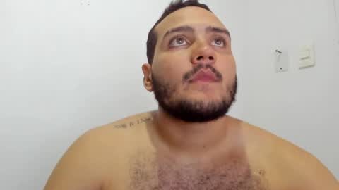 aurelio_pryce online show from July 29, 3:49 am