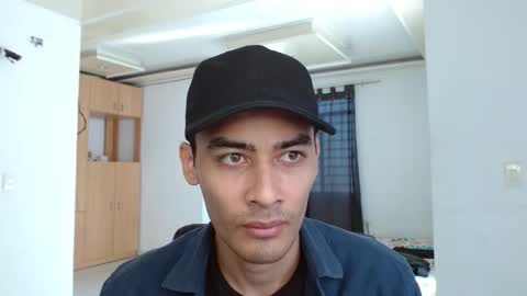 Snapshot of aureliv1 chatting on September 29, 1:19 pm Aureliano online show from September 29, 1:19 pm