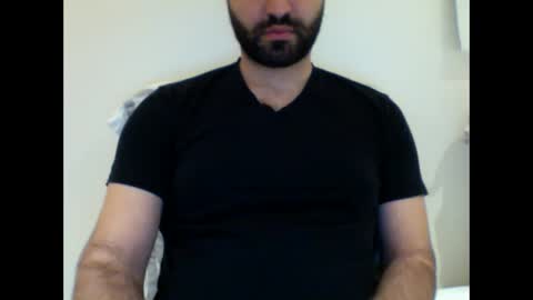 Snapshot of aussie099 chatting on December 2, 10:38 am aussie099 online show from December 2, 10:38 am