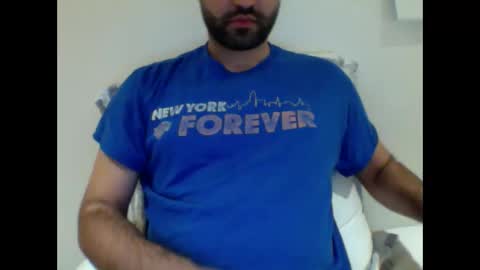 Snapshot of aussie099 chatting on December 6, 10:05 am aussie099 online show from December 6, 10:05 am