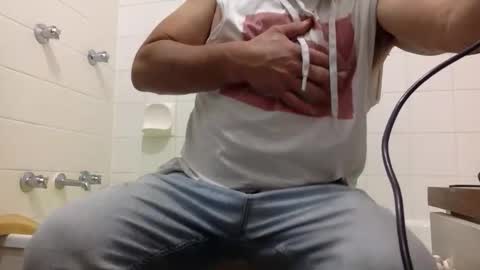 aussieguy59660 online show from April 27, 1:40 pm