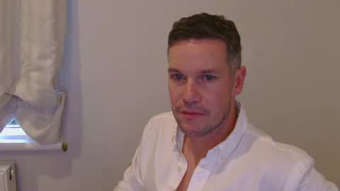 aussiesurfer0000 online show from February 21, 3:45 am