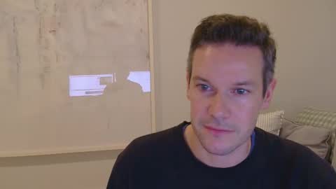 aussiesurfer0000 online show from June 2, 2:56 am