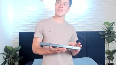 Austin  online show from February 15, 7:22 pm