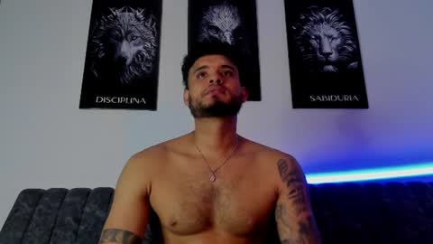 AustinTorres  online show from July 6, 4:20 am