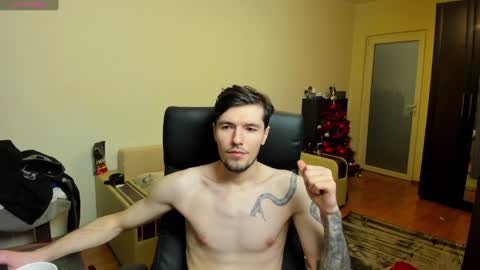 Justin online show from December 19, 2:34 am