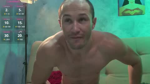 Axel Fairchaild online show from February 3, 1:27 pm