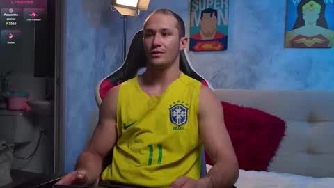 Axel Fairchaild online show from January 8, 1:27 pm