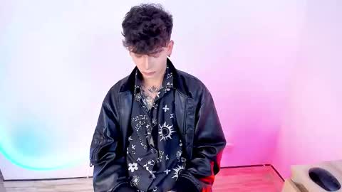 Axel online show from February 1, 6:39 pm