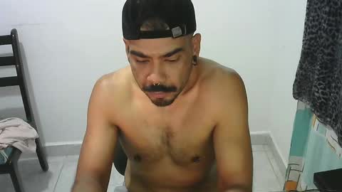 Axel online show from January 31, 5:19 am