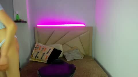 exel online show from February 25, 3:20 am