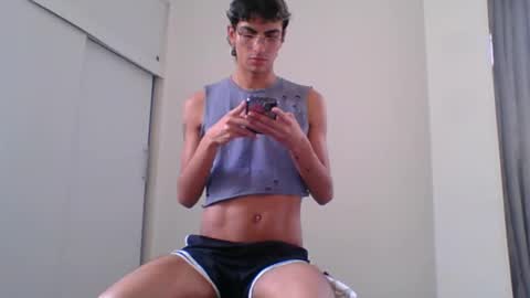 Snapshot of axellatino_ chatting on February 14, 3:26 pm Axel online show from February 14, 3:26 pm