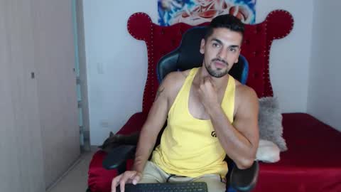 Axel online show from February 3, 11:10 pm