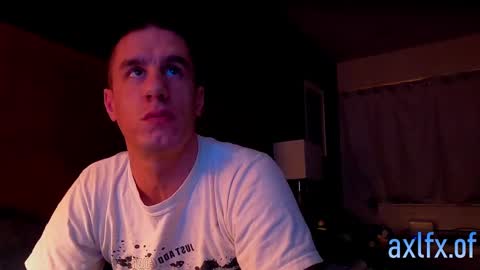 Axl online show from January 2, 10:48 am