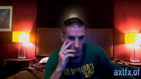 Axl online show from December 19, 9:18 am