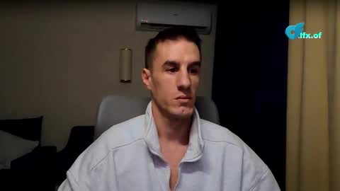 Axl online show from February 15, 1:56 am