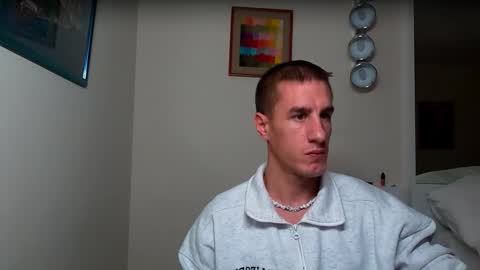 Axl online show from October 3, 3:00 am