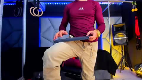 Ayden Miller online show from May 20, 5:14 am