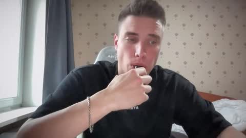 azazelmax online show from October 21, 7:11 am