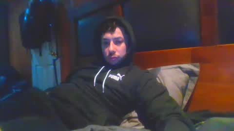 Snapshot of baadddboooy69 chatting on October 7, 2:59 am baadddboooy69 online show from October 7, 2:59 am