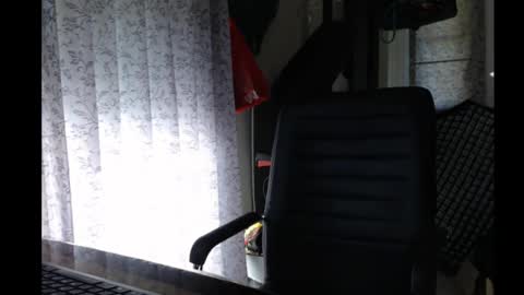 Snapshot of baba_yaga___ chatting on February 11, 2:46 am Jake online show from February 11, 2:46 am