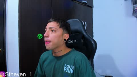 Junior       Independent Model online show from January 3, 8:01 pm