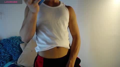 Snapshot of babyandy_x chatting on September 24, 10:41 pm babyandy_x online show from September 24, 10:41 pm