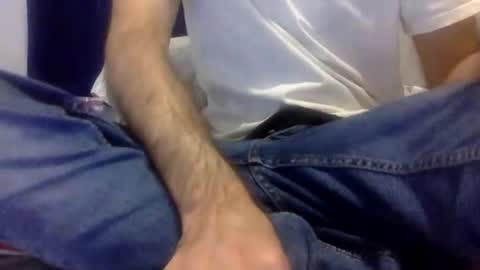 Snapshot of babyboii42o chatting on March 9, 9:14 pm babyboii42o online show from March 9, 9:14 pm