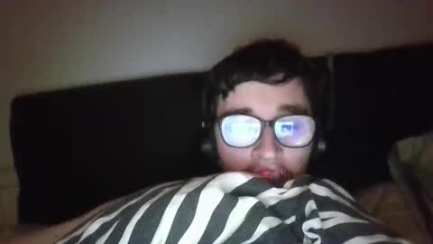 babyrandy1997 online show from September 24, 8:40 pm