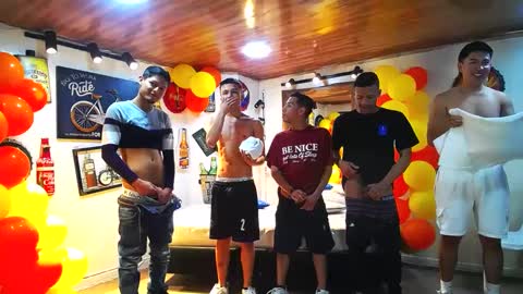 Snapshot of backyardigans chatting on February 3, 6:39 pm backyardigans online show from February 3, 6:39 pm