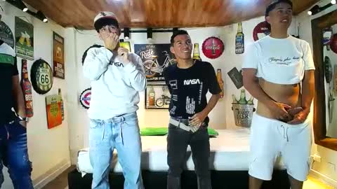 Snapshot of backyardigans chatting on March 4, 8:38 pm backyardigans online show from March 4, 8:38 pm