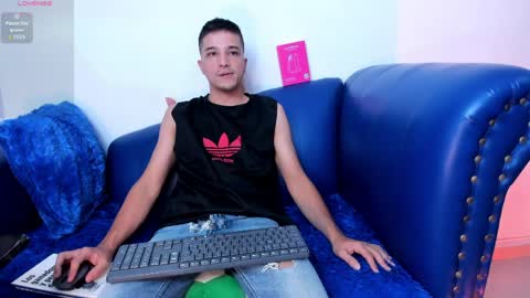 bad_boy_21_ online show from March 30, 10:55 pm