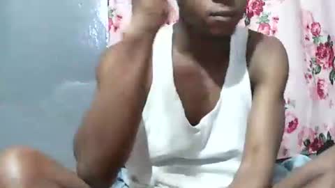 badaddo910342 online show from September 13, 4:52 pm