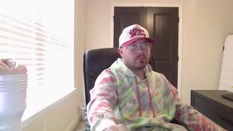 Snapshot of baddydaddy23 chatting on September 22, 6:40 pm Jon online show from September 22, 6:40 pm