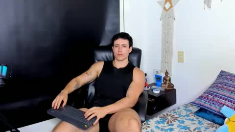 bain_aaron online show from April 23, 4:06 am