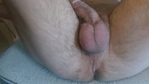 Snapshot of baker305 chatting on February 2, 2:24 pm baker305 online show from February 2, 2:24 pm