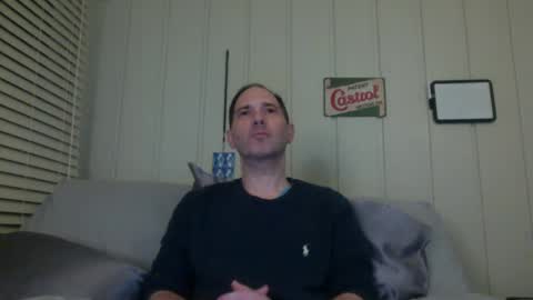 Snapshot of banksysmash chatting on December 14, 2:23 am Jay online show from December 14, 2:23 am