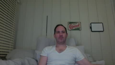 Snapshot of banksysmash chatting on December 29, 3:33 am Jay online show from December 29, 3:33 am