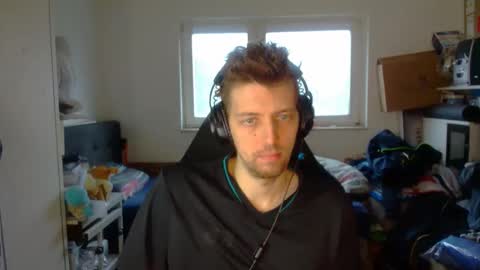 barca200 online show from February 1, 7:05 am