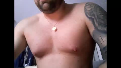 Snapshot of barrias23 chatting on October 16, 8:39 pm barrias23 online show from October 16, 8:39 pm