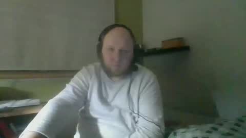 bart_poland online show from February 22, 2:39 am