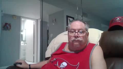 Single Grandpa in Florida. Love to C2C and have Fun Privately online show from February 17, 5:01 pm