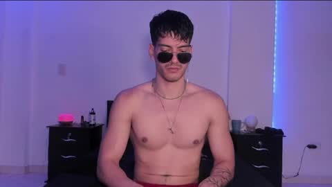 Valentino online show from February 4, 9:31 pm